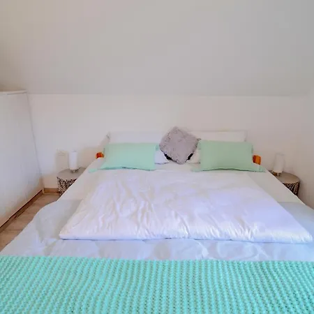 Flower House * Podčetrtek